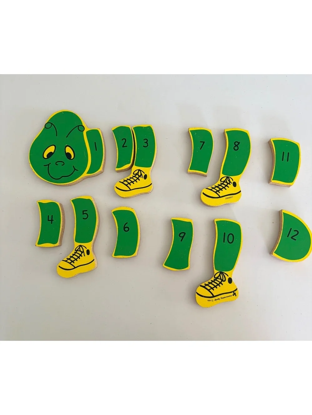 Caterpillar numbered 1-12 puzzle